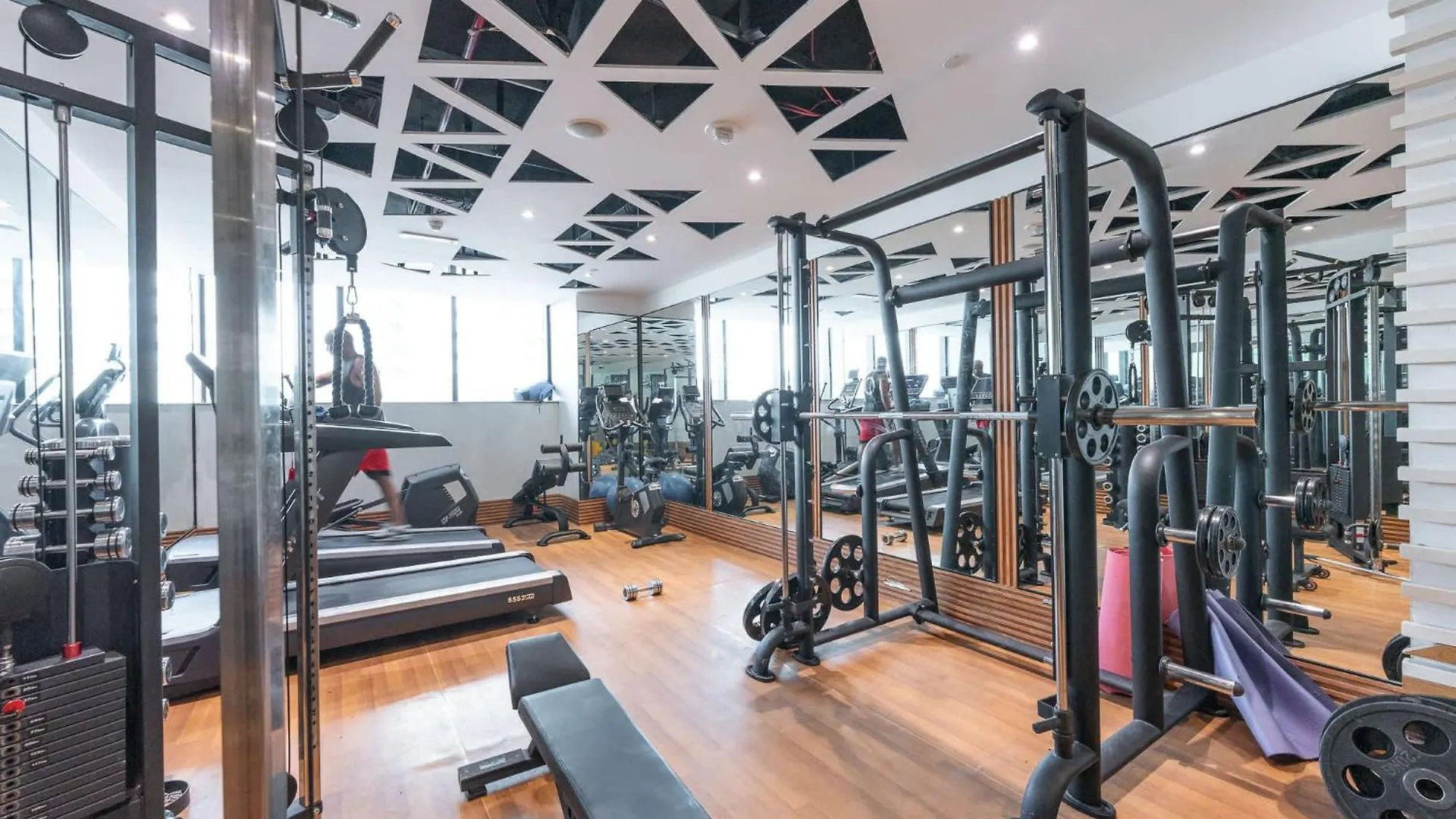 A Gorgeous Flat In The Heart Of Jvc Apartment Dubai