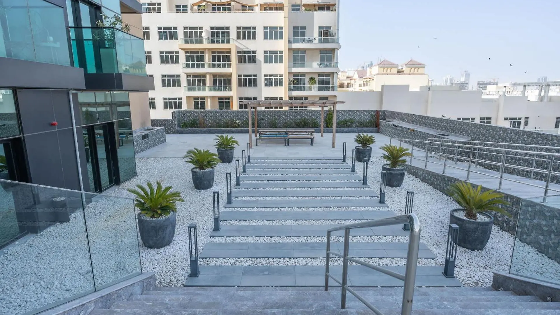 A Gorgeous Flat In The Heart Of Jvc Apartment Dubai 0*,