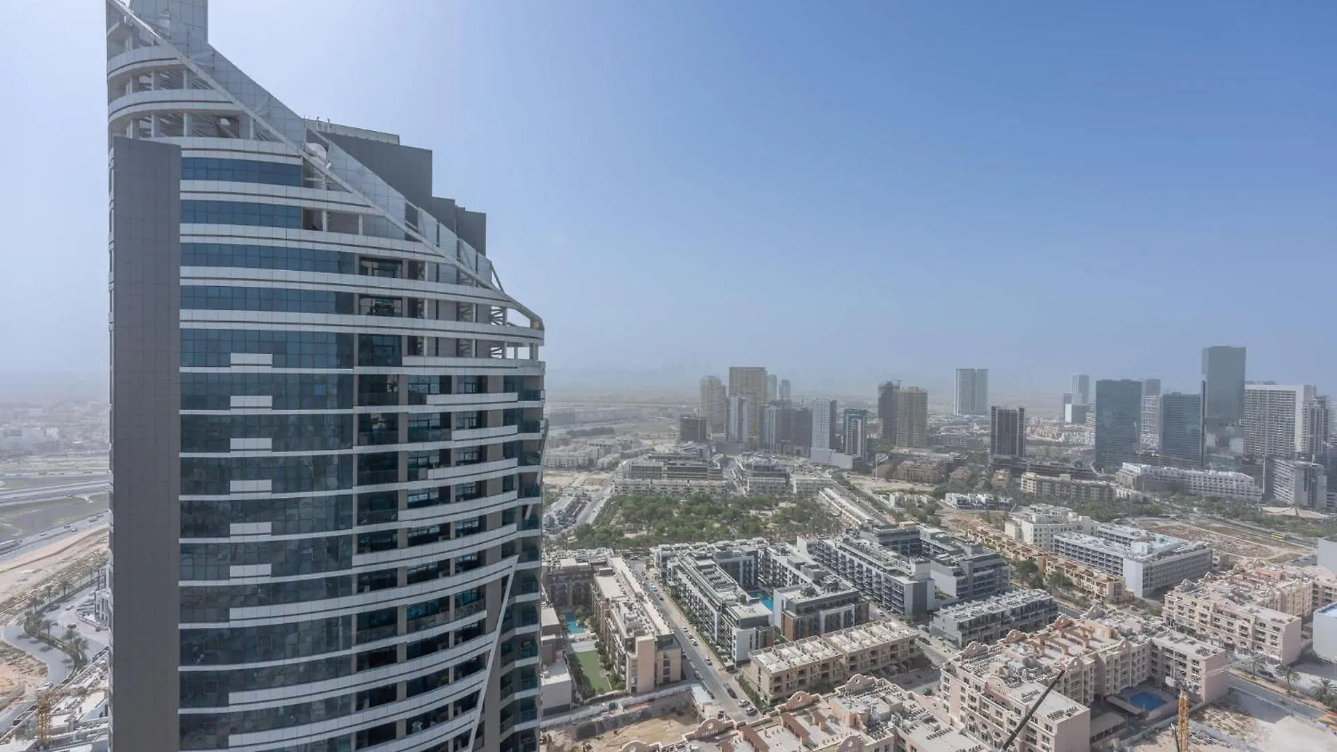 A Gorgeous Flat In The Heart Of Jvc Apartment Dubai